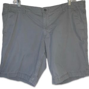 Dockers Shorts Men’s Size 42 Gray Flat Front Casual Classic 100% Cotton Summer